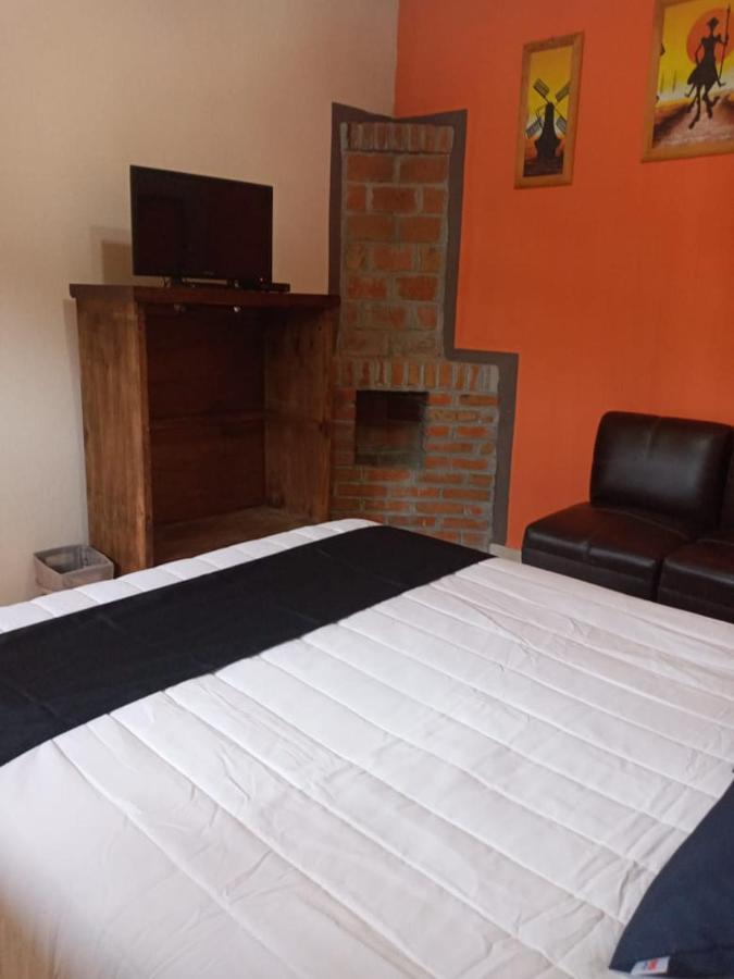 Готель Casa Manning Y Salon La Troje Omitlan de Juarez Екстер'єр фото