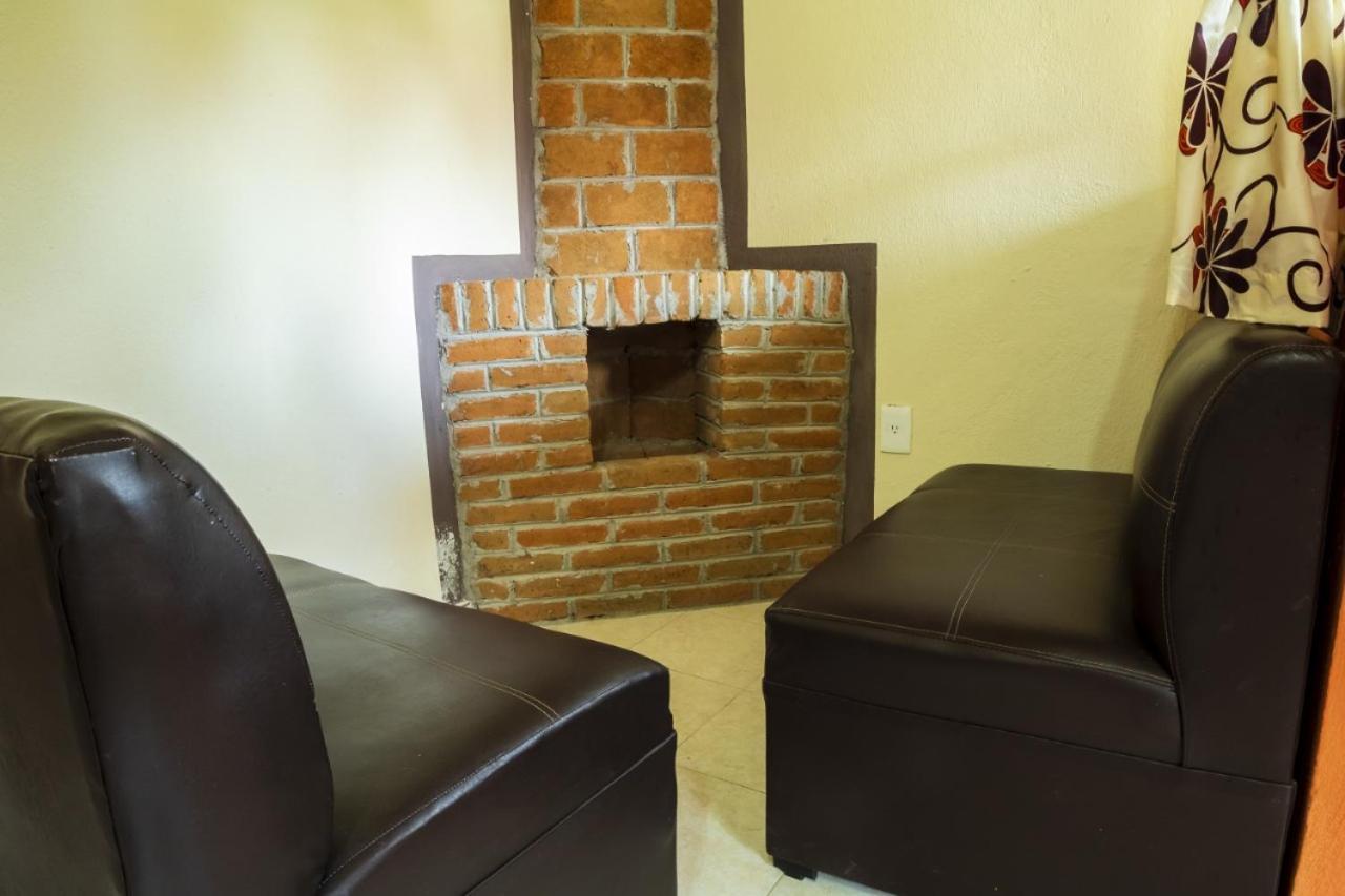 Готель Casa Manning Y Salon La Troje Omitlan de Juarez Екстер'єр фото